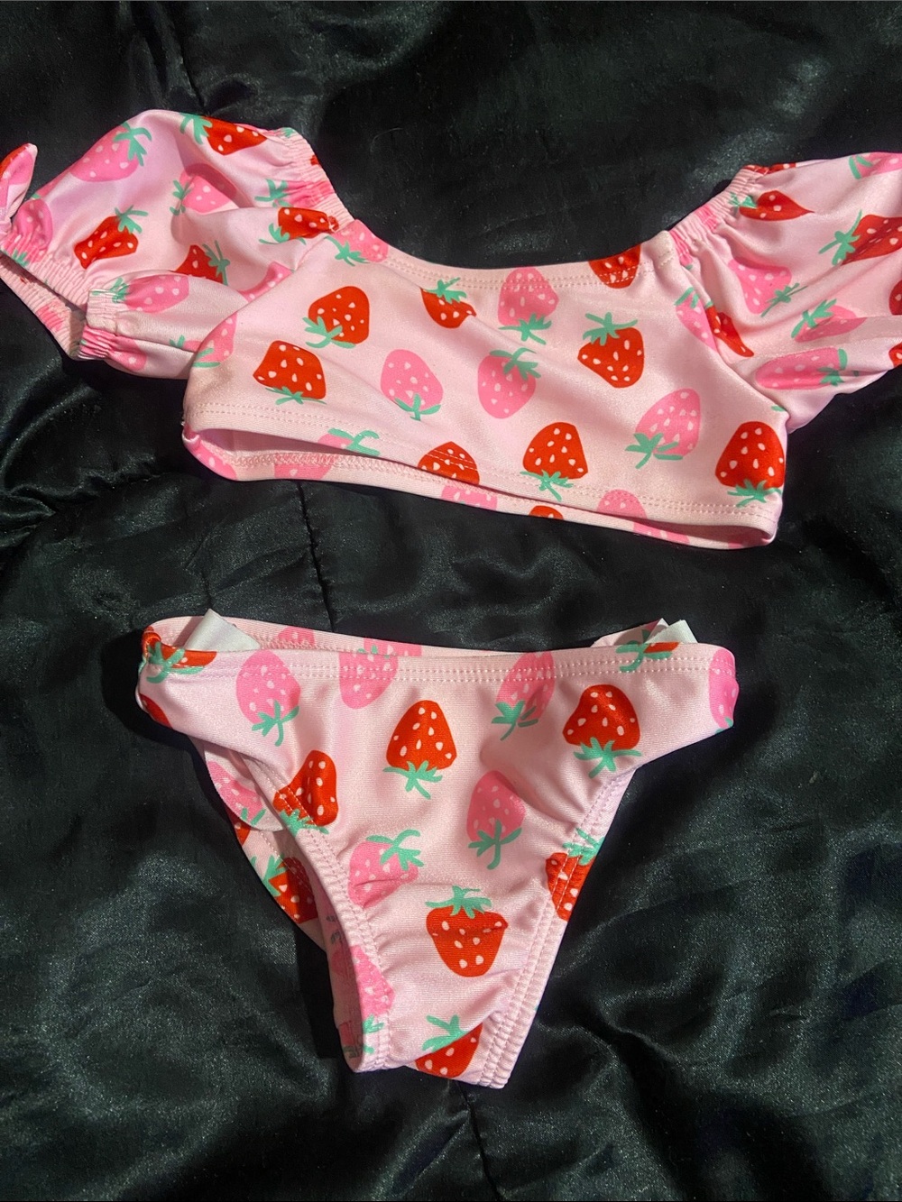 🍓baby girl swim two peice 🎀